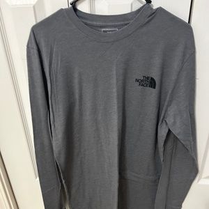North Face Gray T-Shirt - Medium